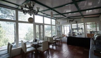 Monsoon Evenings: Live Music & Café Nights in Kasauli